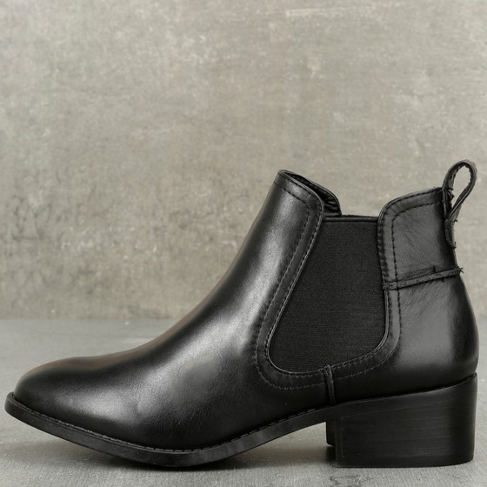 STEVE MADDEN Leather Ankle Booties - Picture 2 of 8